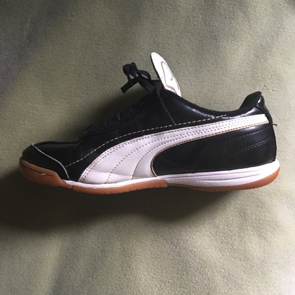 Puma indoor athletic shoes - Picture 3 of 4
