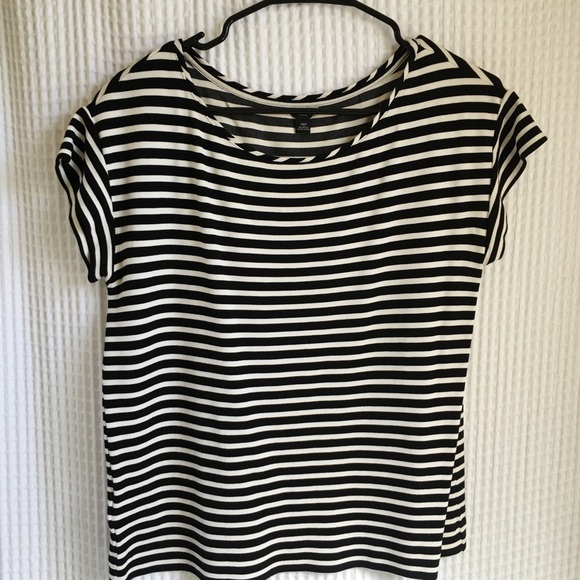 Black and white striped simple top