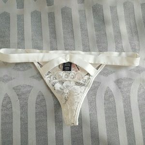 Victoria secret off white new lace thong