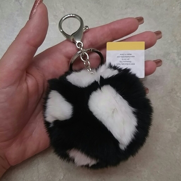 Accessories - New with tags real rabbit fur pompom
