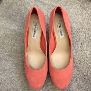 Steve Madden Remmedy Pink Suede Pumps