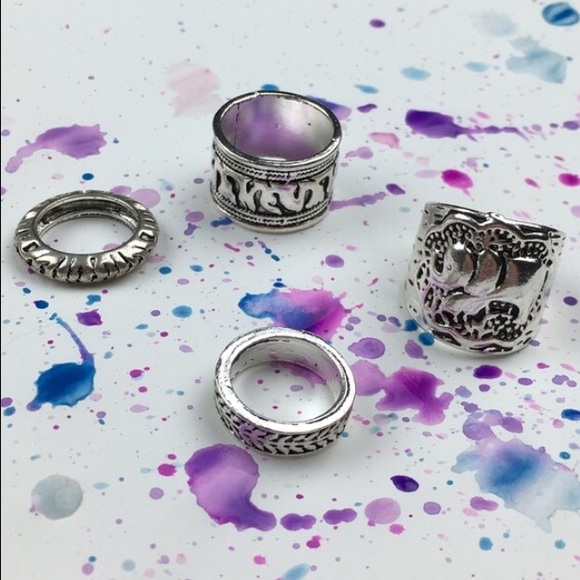 💃🏼 SALE💃🏼Boho  silver midi ring set