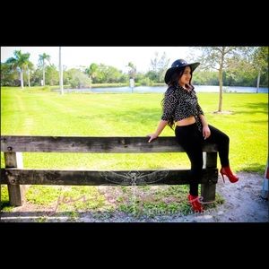 Meet your Posher, Ailin