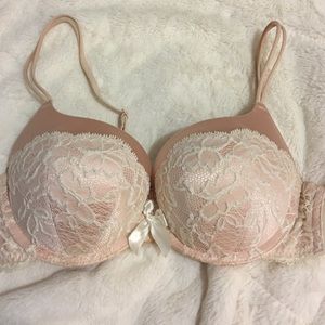 Victoria Secret "Bombshell" Push Up Bra Size 34B