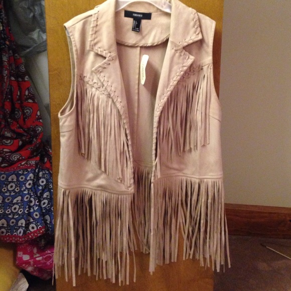 NWT AMAZING fringe vest