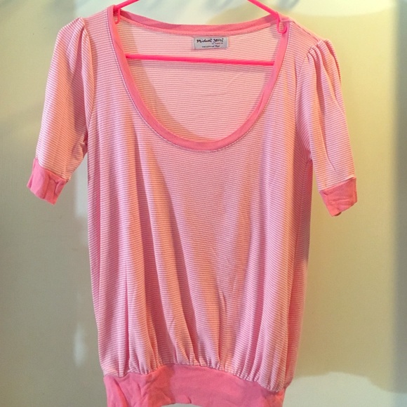 Short sleeved Michael stars shirt