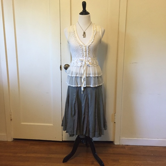 Bohemian Midi Skirt with Lace Detail - Picture 4 of 4