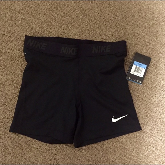 Nike Pants - NWT Nike Dri Fit Athletic Training Shorts
