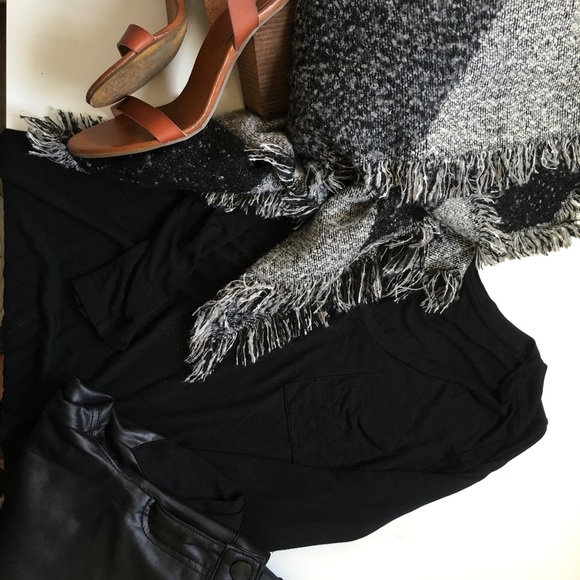 Black button up simple shirt