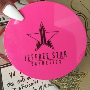 Jeffree Star Skin Frost King Tut