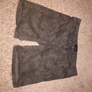 American eagle "camo" pattern shorts!