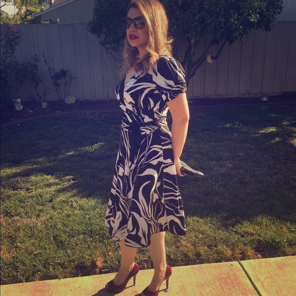 Chic Faux Wrap Dress