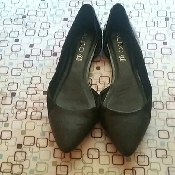Classy Aldo flats - Picture 4 of 4