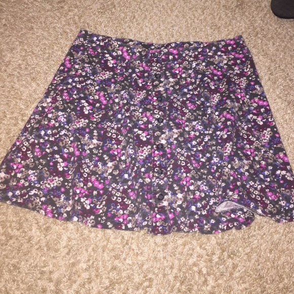 Floral American eagle button front skirt!