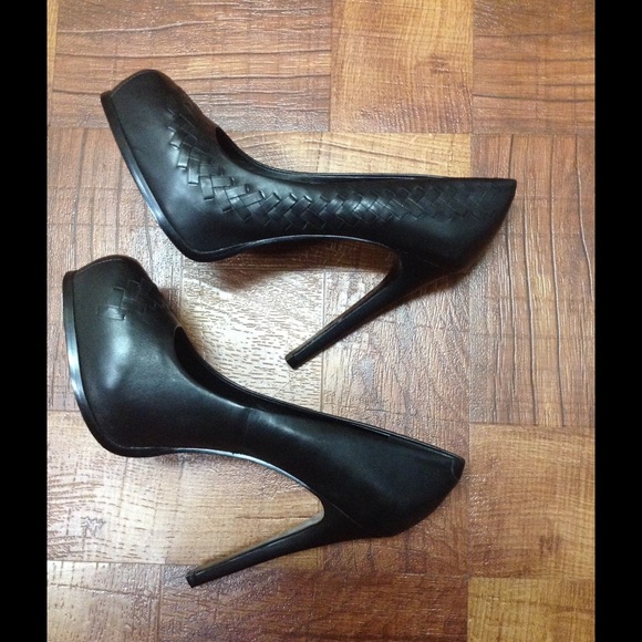 Kelsi Dagger Shoes - 🌻Black Heels🌻