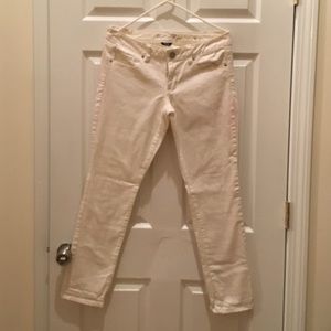 American eagle white jeans