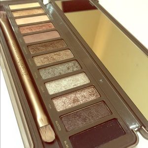 URBAN DECAY | Naked 2 Palette | Barely Used