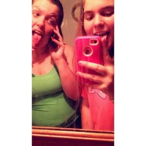 Meet your Posher, Kayla