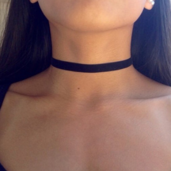 🔥FLASH SALE🔥 "Zuma" Choker - Picture 2 of 4
