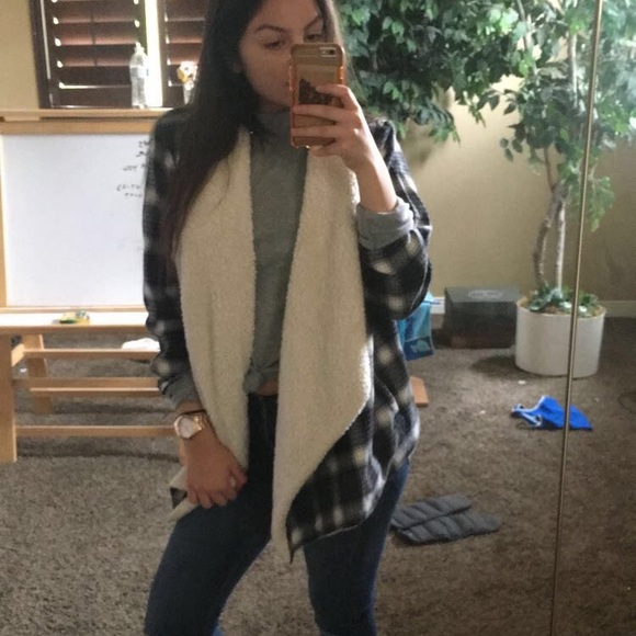 Meet your Posher, Danielle - Picture 5 of 8