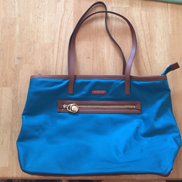 Michael Kors Handbags - FINAL PRICE Michael Kors Purse