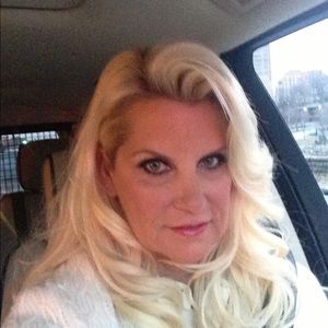 Meet your Posher, Ellen