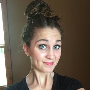 Meet your Posher, Erika