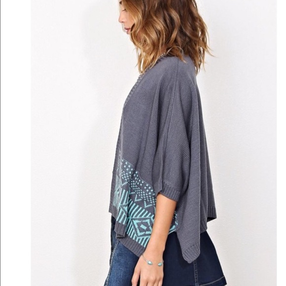 NWT Brighten Your Day Knit Wrap Size Large - Picture 3 of 4