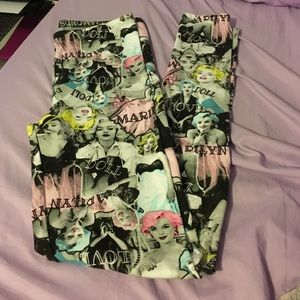 Marilyn Monroe print leggings