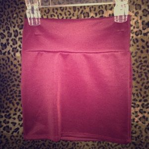Sleek maroon mini skirt