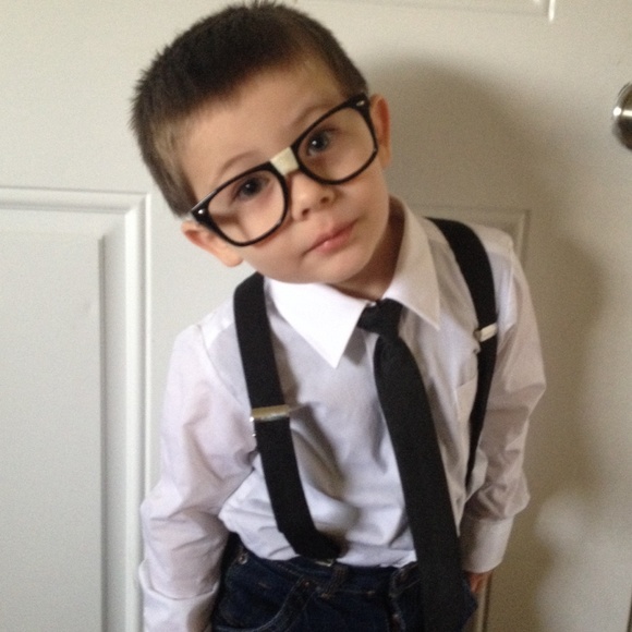 Meet your Posher, Tiffany - Picture 3 of 4