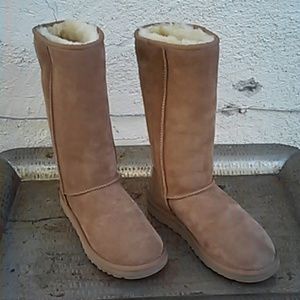 UGG Classic Boot