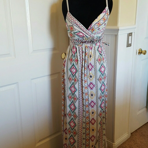 MAXI DRESS