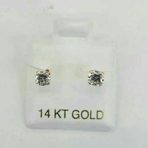 14k gold 4mm stud earrings