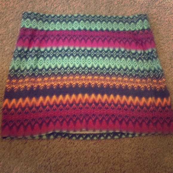 M ripcurl short skirt