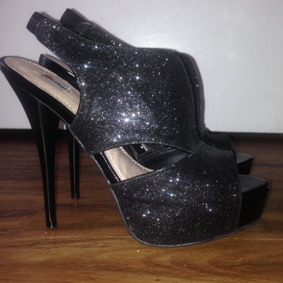 Stunning black sling back heels - Picture 1 of 2