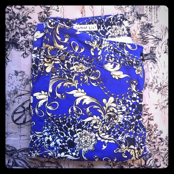 Colorfully Patterned Skinny Jeans
