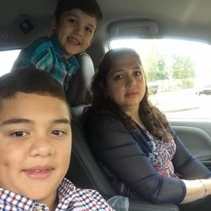 Meet your Posher, Ivonne