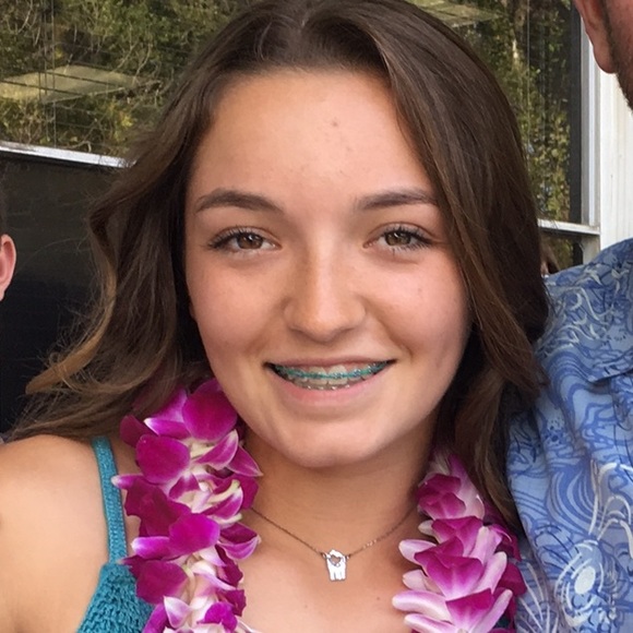 Meet your Posher, Hailey