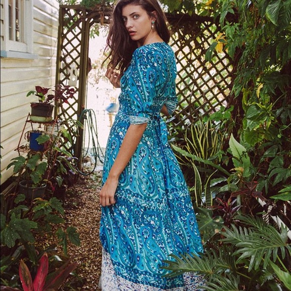 Gorgeous dress by Arnhem - (like spell collective) - Picture 3 of 4