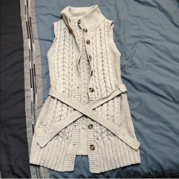 Ann Taylor sleeveless long cardigan