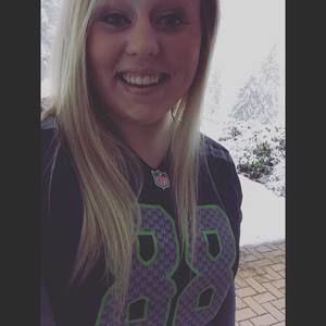 Meet your Posher, Noelle