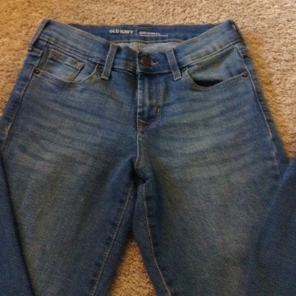 00 light blue jeans