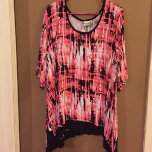 Short sleeve tunic size 22/24