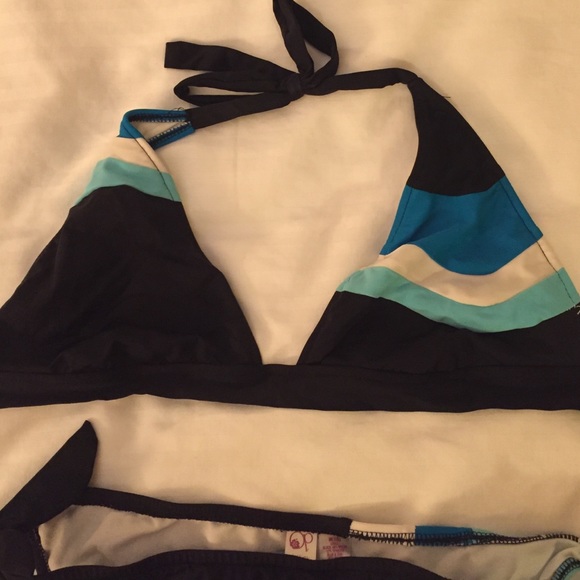 Sporty Bathing Suit - Picture 2 of 4