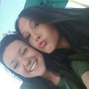 Meet your Posher, Kenna