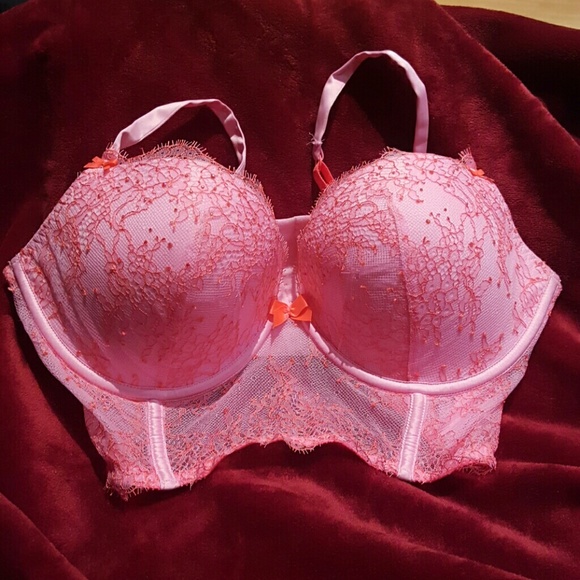 Victoria secret - very sexy demi buste (36D)