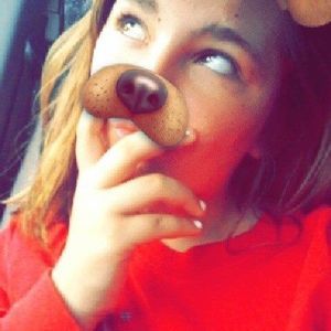 Meet your Posher, Cloe