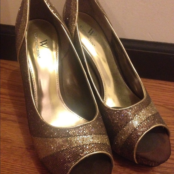 Worthington bronze 4 inch heels - Picture 2 of 2