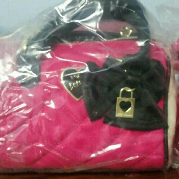 Betsey johnson purse